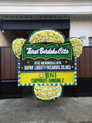 Papan Bunga Duka di Tual